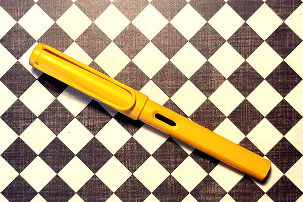 Lamy Safari Fountain Pen - Mango (special edition)