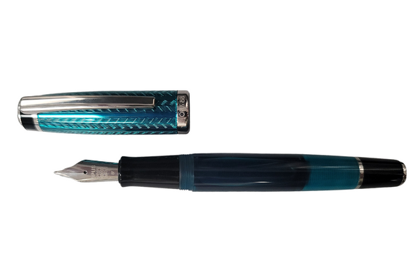 Opus 88 - Opera Arrow Fountain Pen