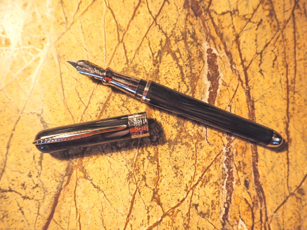 Pineider Avatar UR Fountain Pen - Riace Bronze