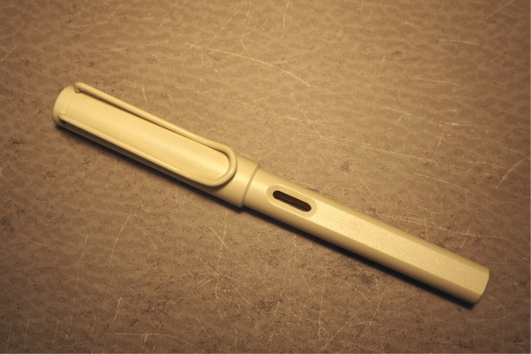 Lamy Safari Fountain Pen - Cream (special edition)