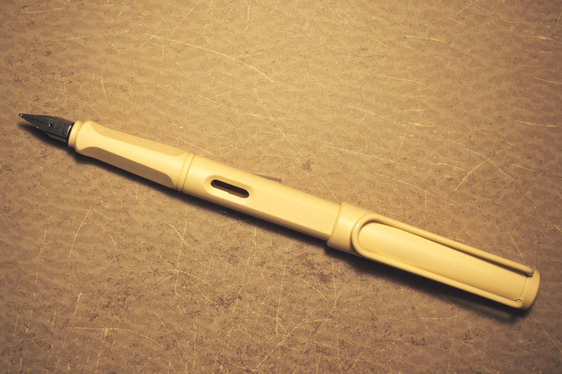 Lamy Safari Fountain Pen - Cream (special edition)